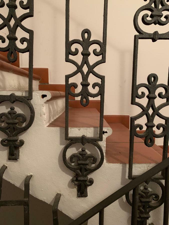 Whouse Suite Apartment Mirasole Bologna Bagian luar foto